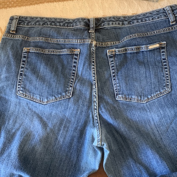 Jeans - Picture 6 of 8